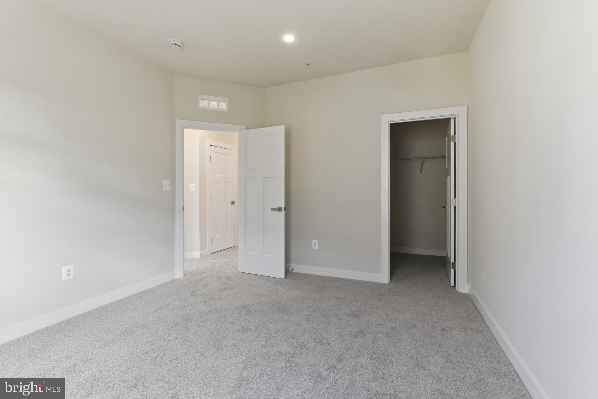 TURF VALLEY - Residential Lease