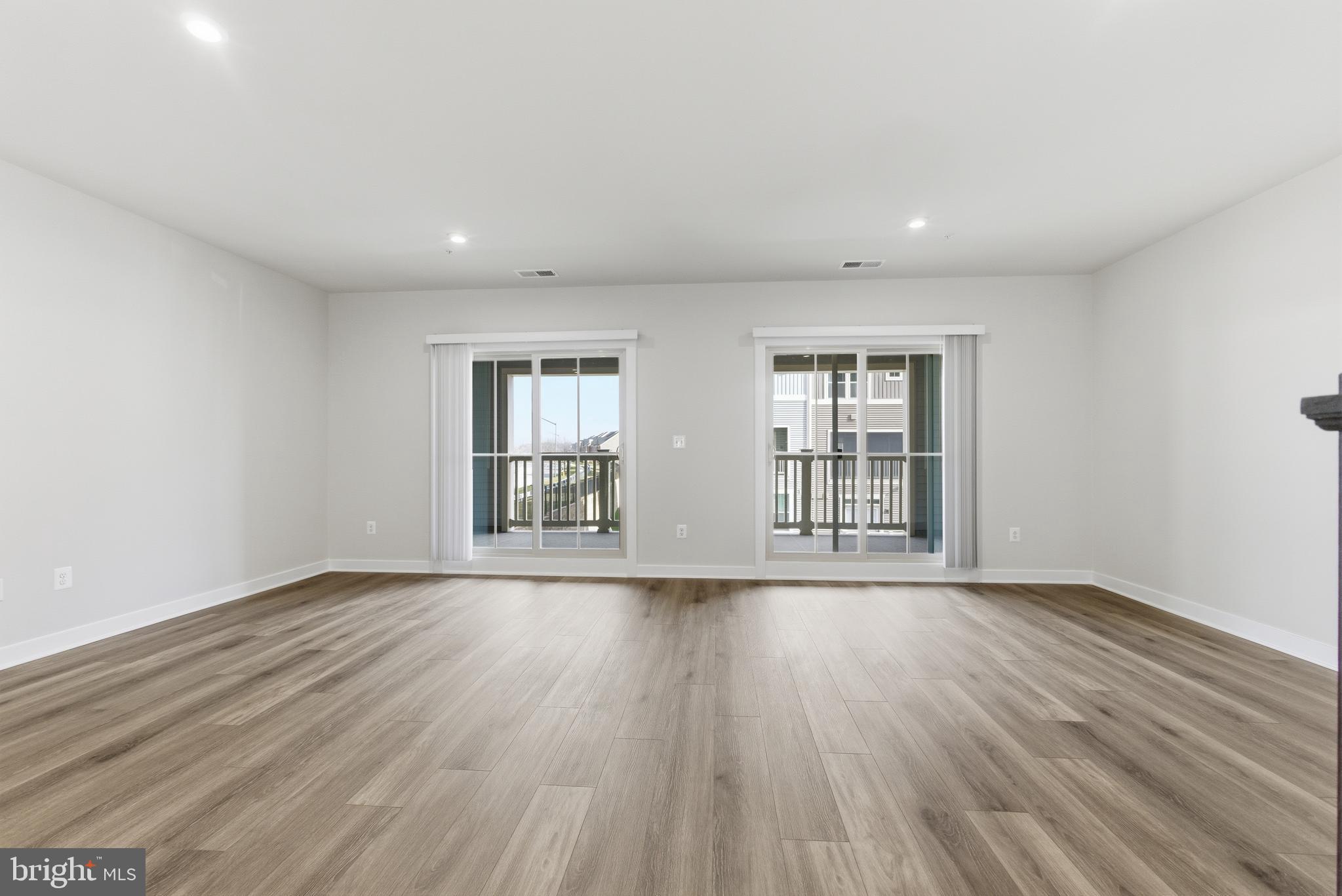 TURF VALLEY - Residential Lease