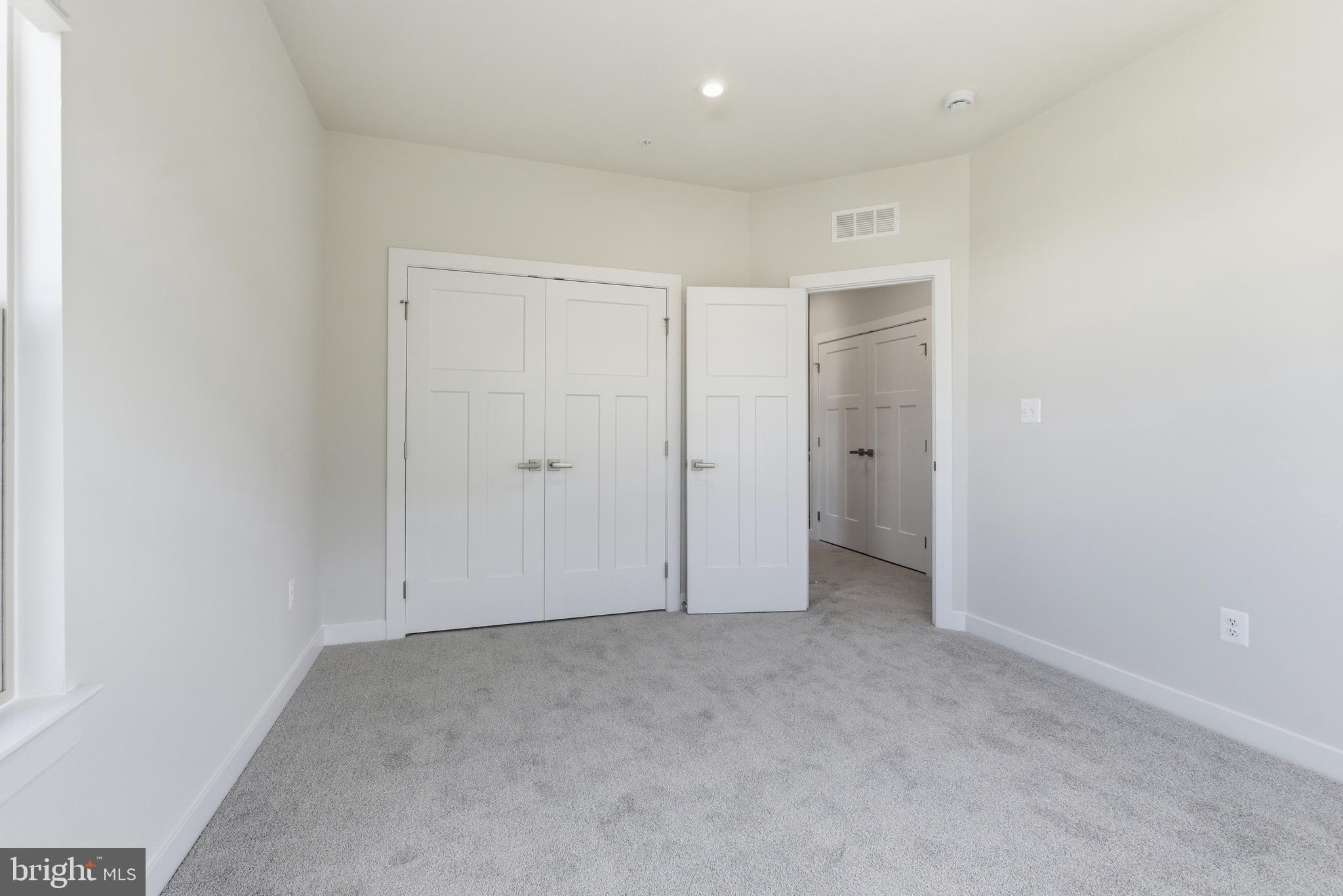 TURF VALLEY - Residential Lease