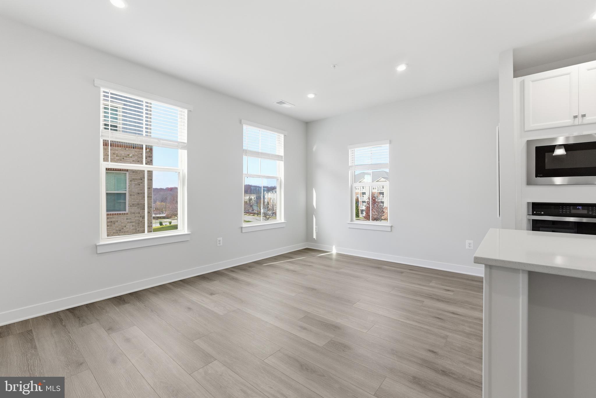 TURF VALLEY - Residential Lease