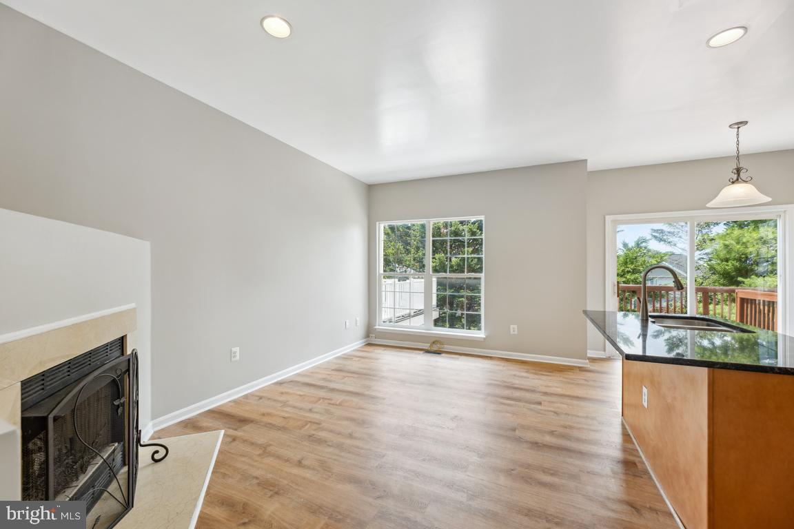 BELMONT STATION - Residential