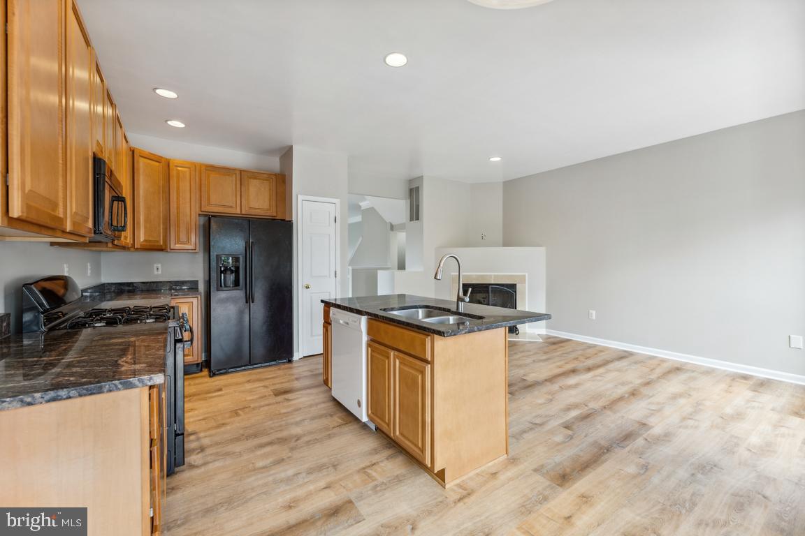 BELMONT STATION - Residential