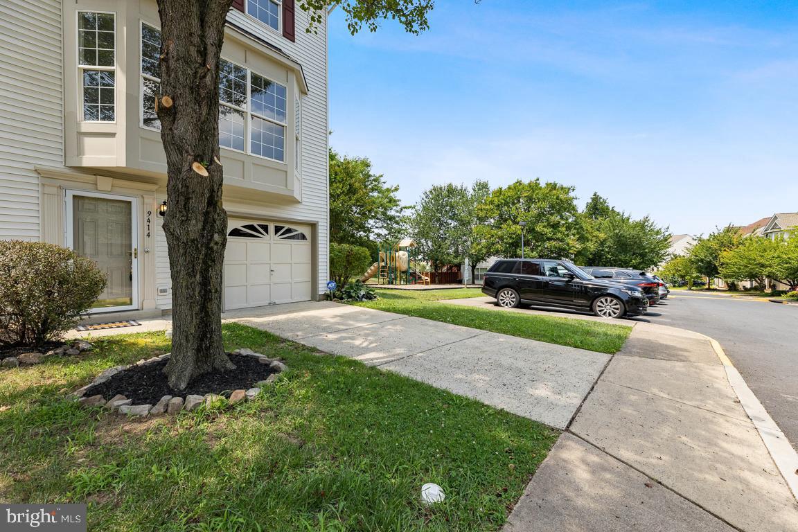 BELMONT STATION - Residential