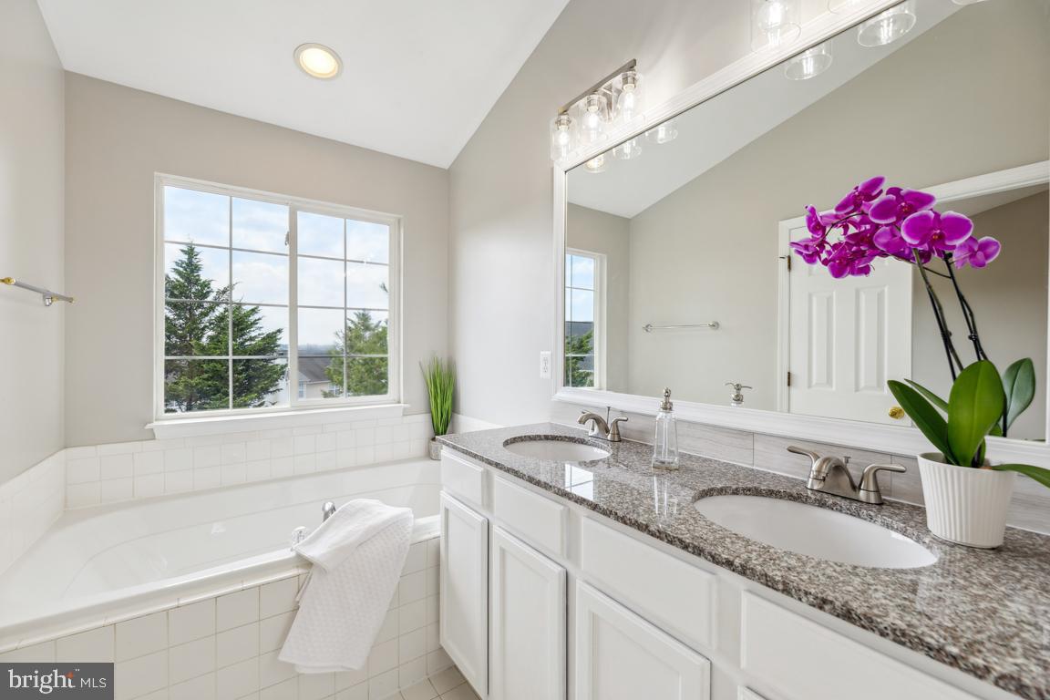 BELMONT STATION - Residential