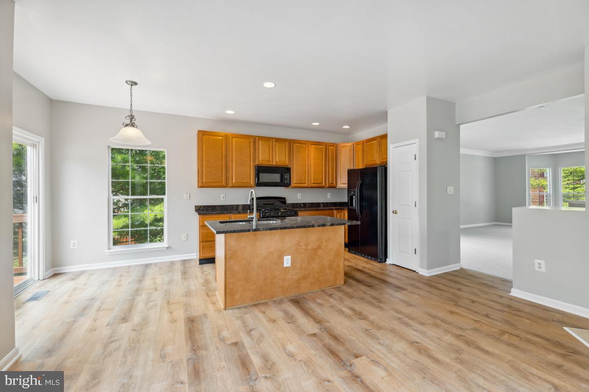 BELMONT STATION - Residential