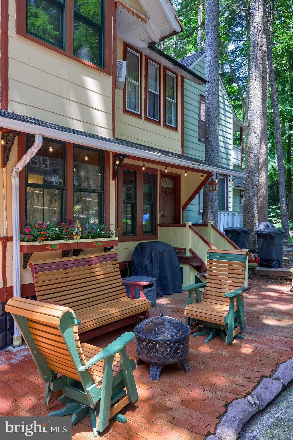 CAMPMEETING - Residential