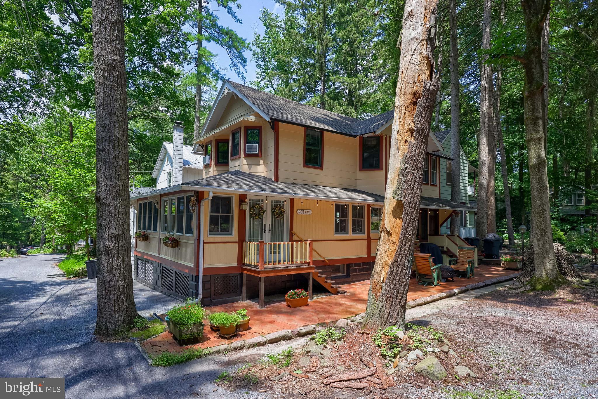 CAMPMEETING - Residential