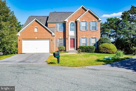 Homes For Rent - 13011 Firestone Court<br/> SILVER SPRING, MD 20904