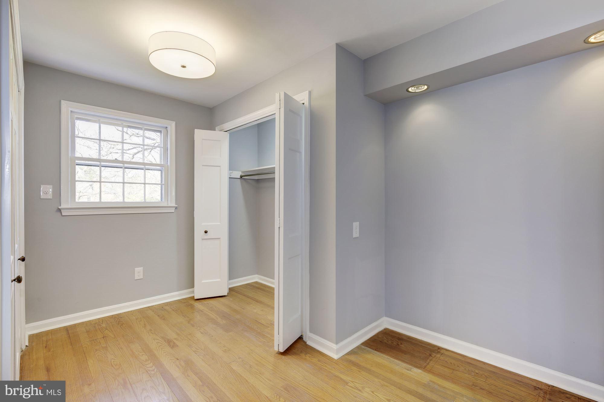 VAUXCLEUSE - Residential