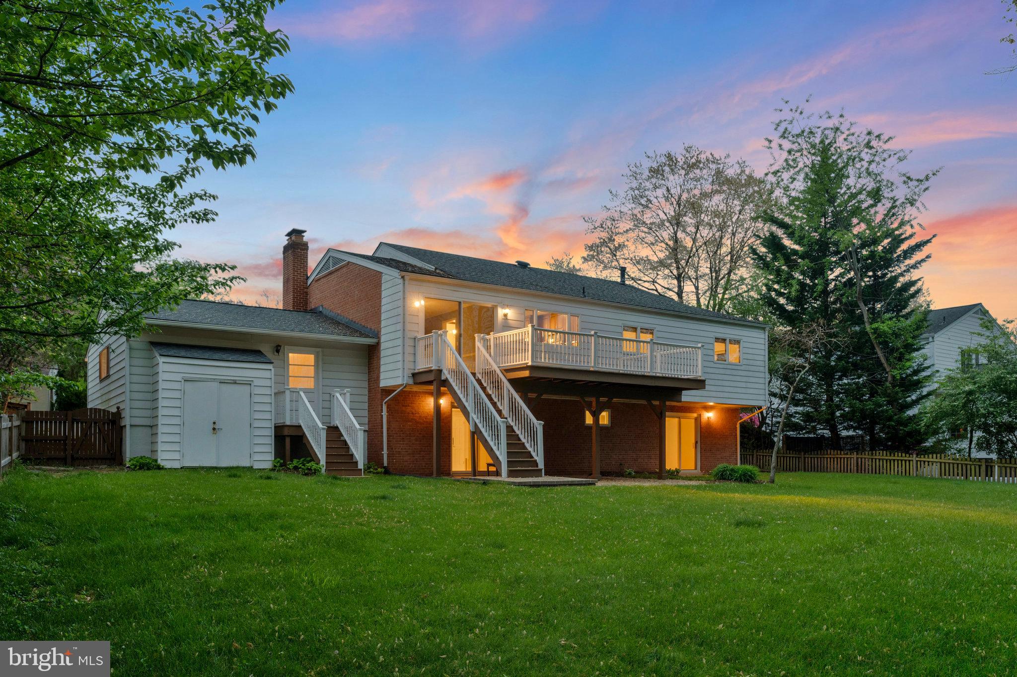 MC LEAN HAMLET - Residential