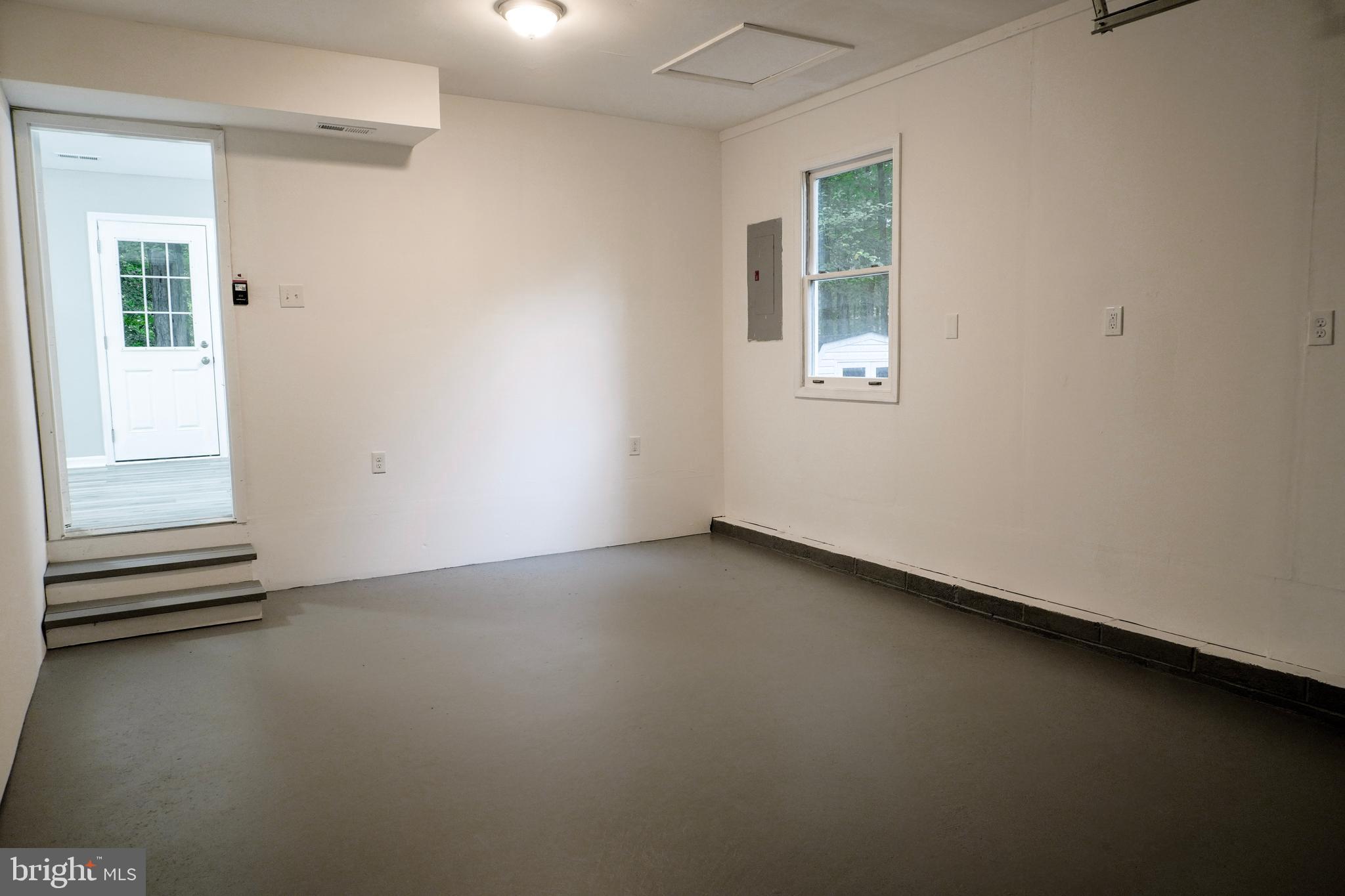 HOLLEYBROOKE - Residential