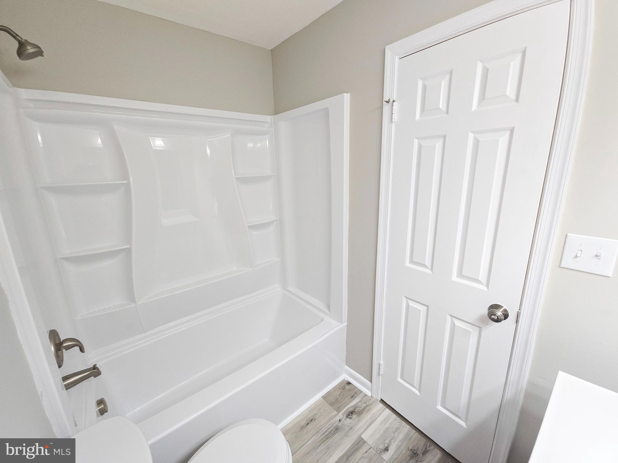 HOLLEYBROOKE - Residential