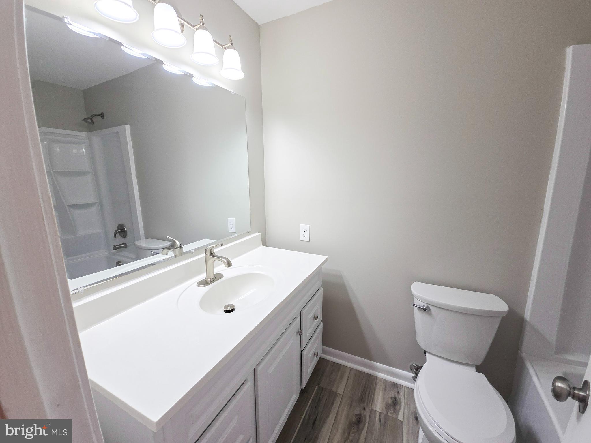 HOLLEYBROOKE - Residential