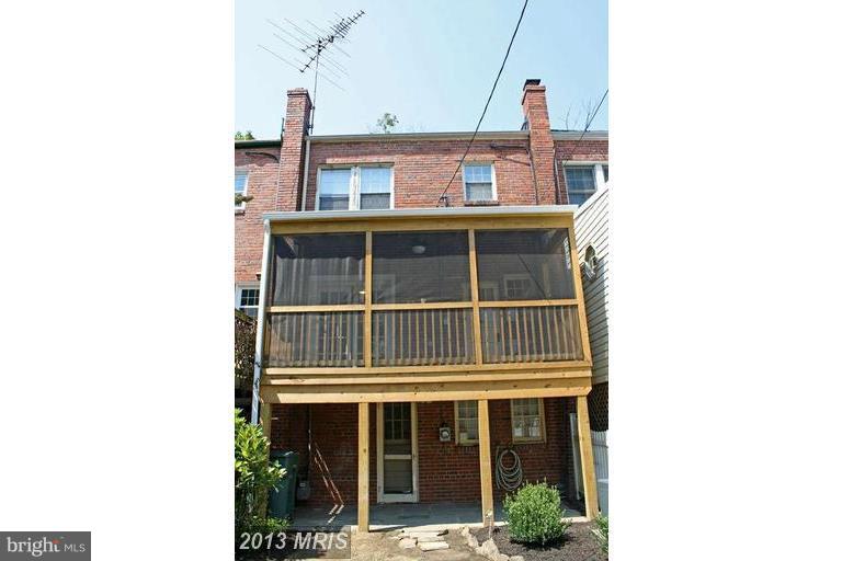 ROSEMONT - Residential Lease