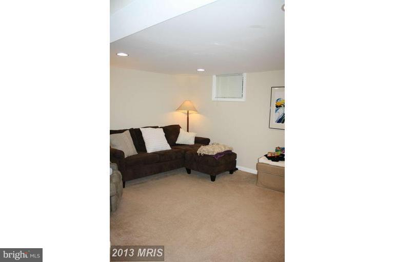 ROSEMONT - Residential Lease