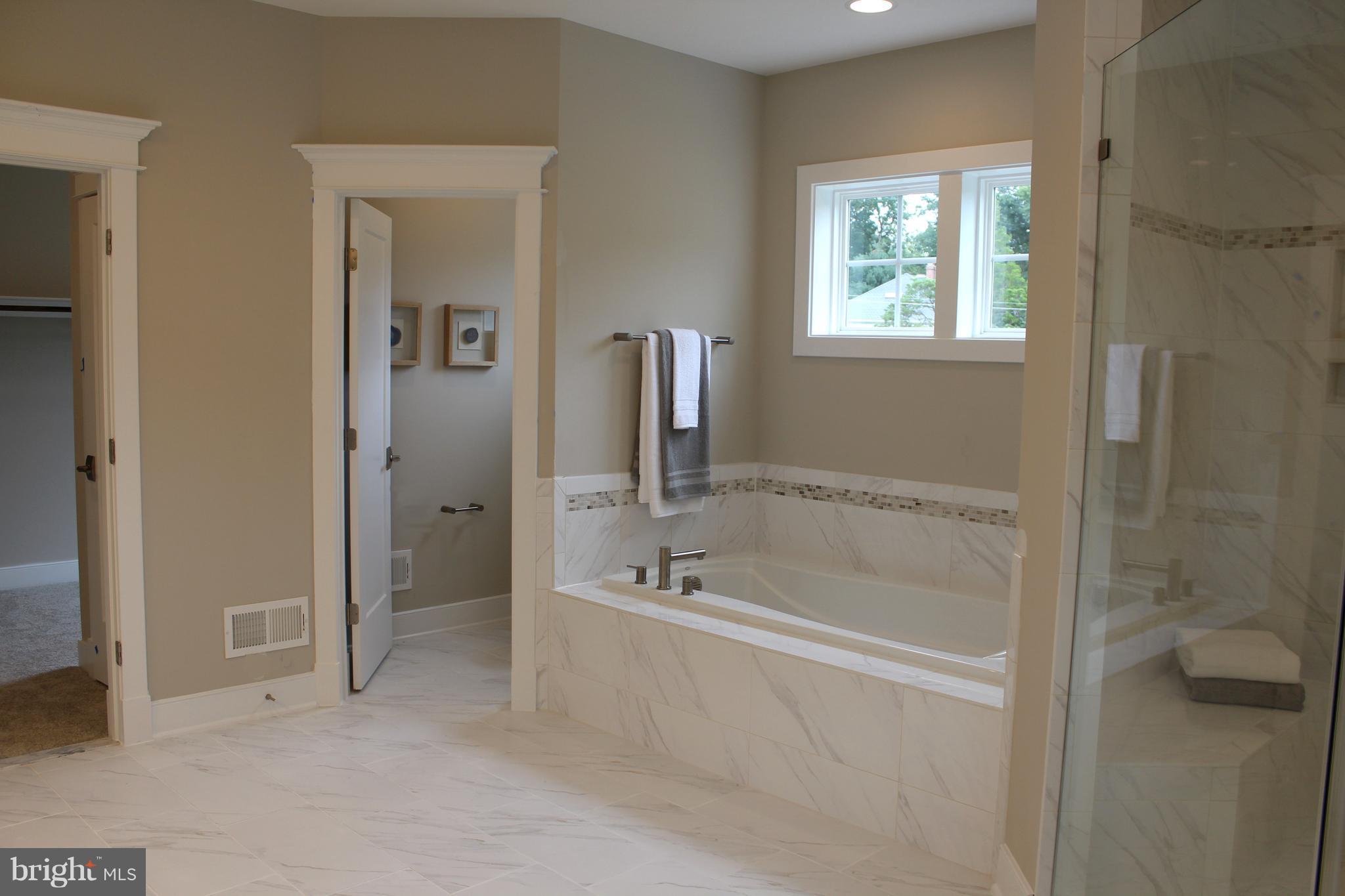 WOODSON SQUARE - Residential