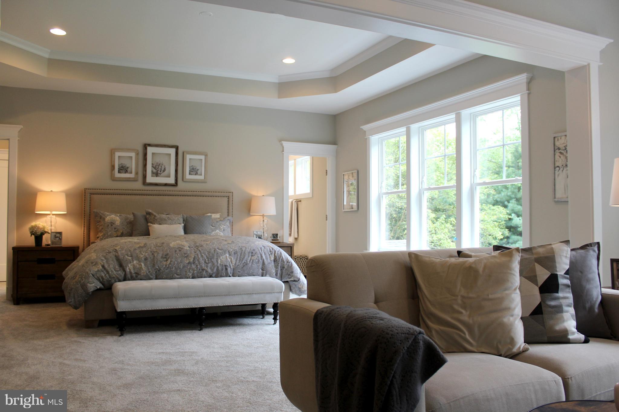 WOODSON SQUARE - Residential