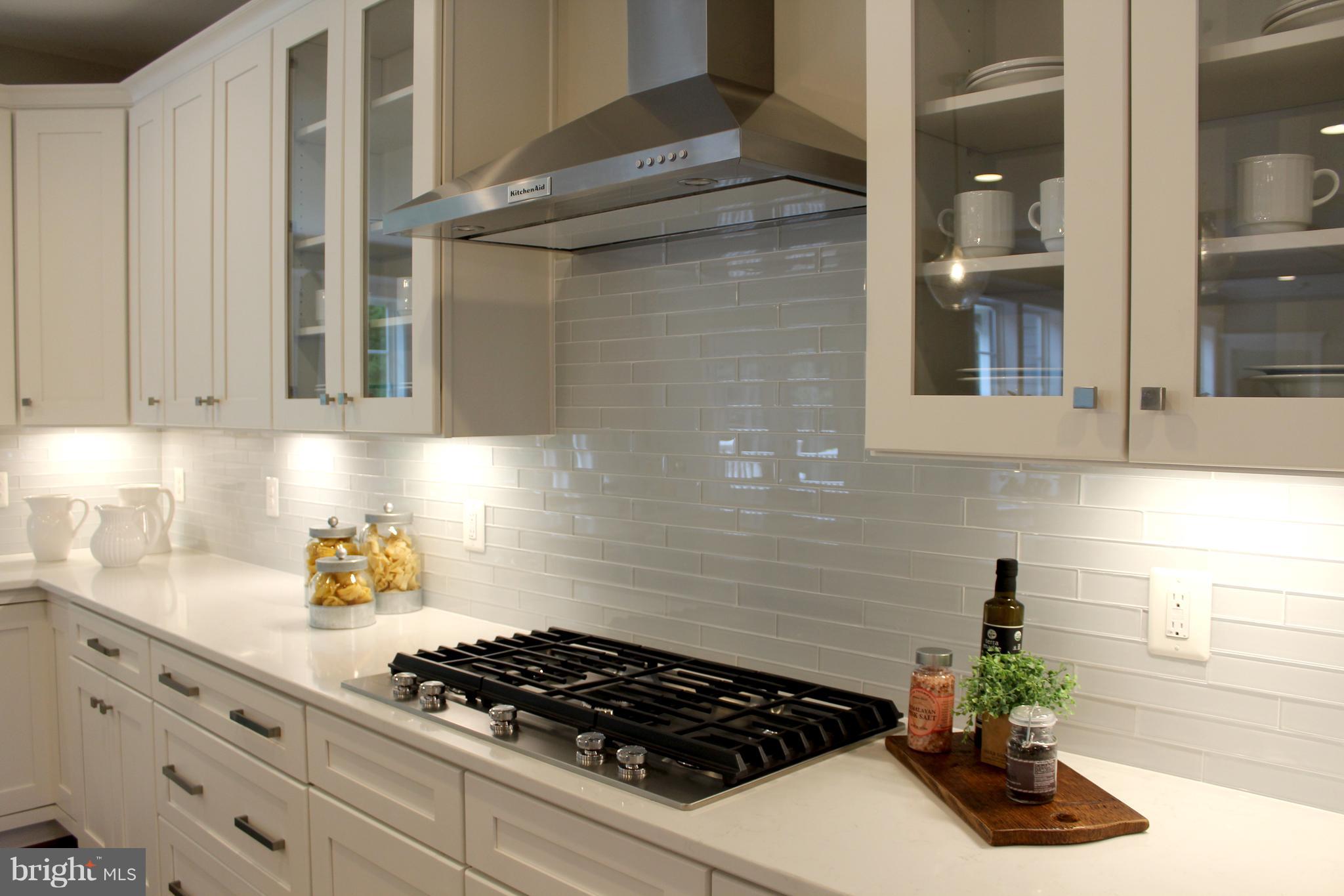 WOODSON SQUARE - Residential