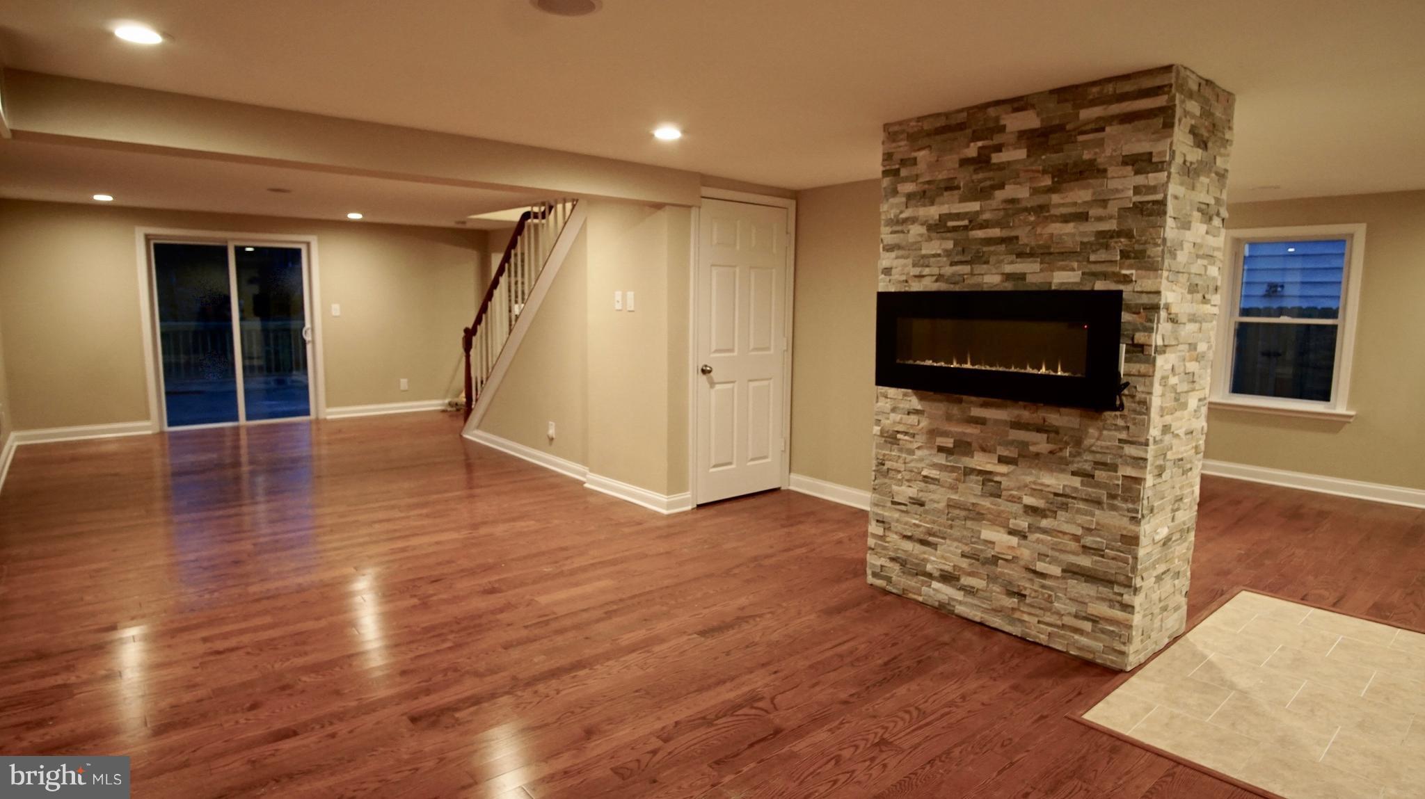 RUXTON - Residential Lease