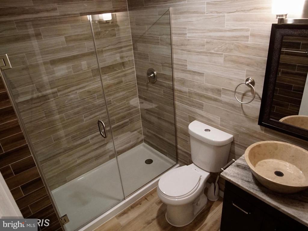 RUXTON - Residential Lease