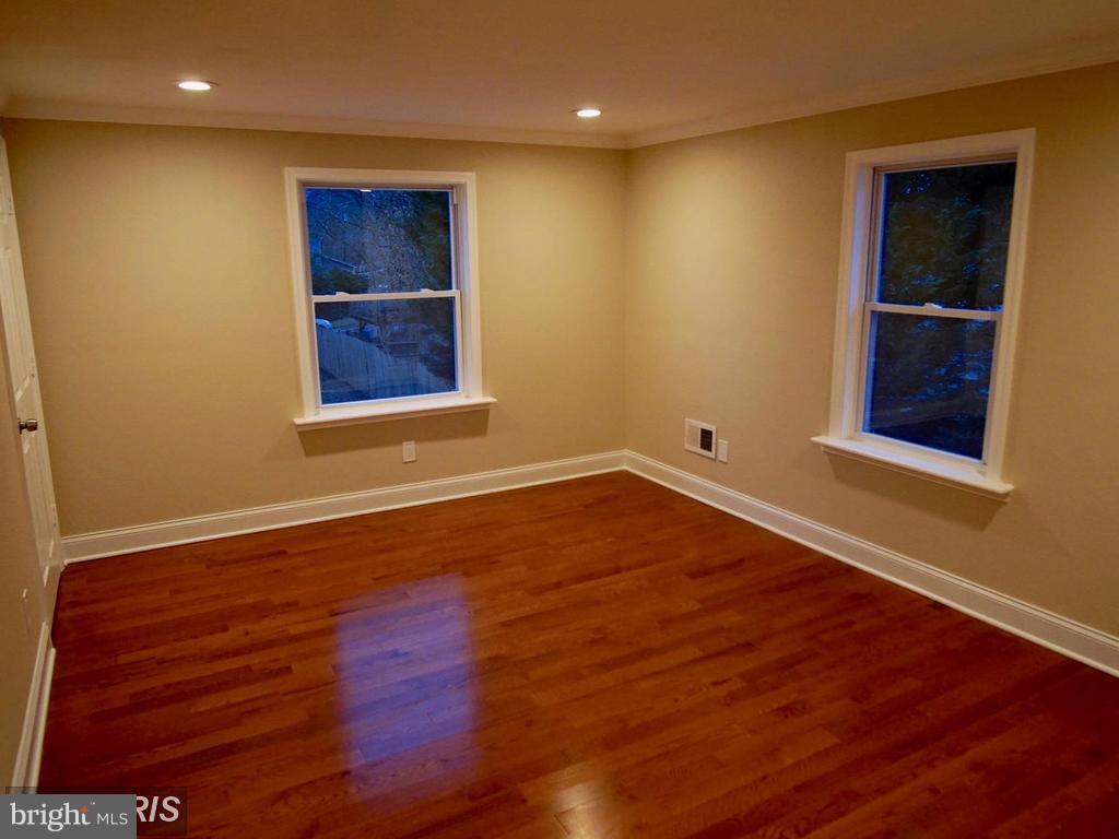 RUXTON - Residential Lease