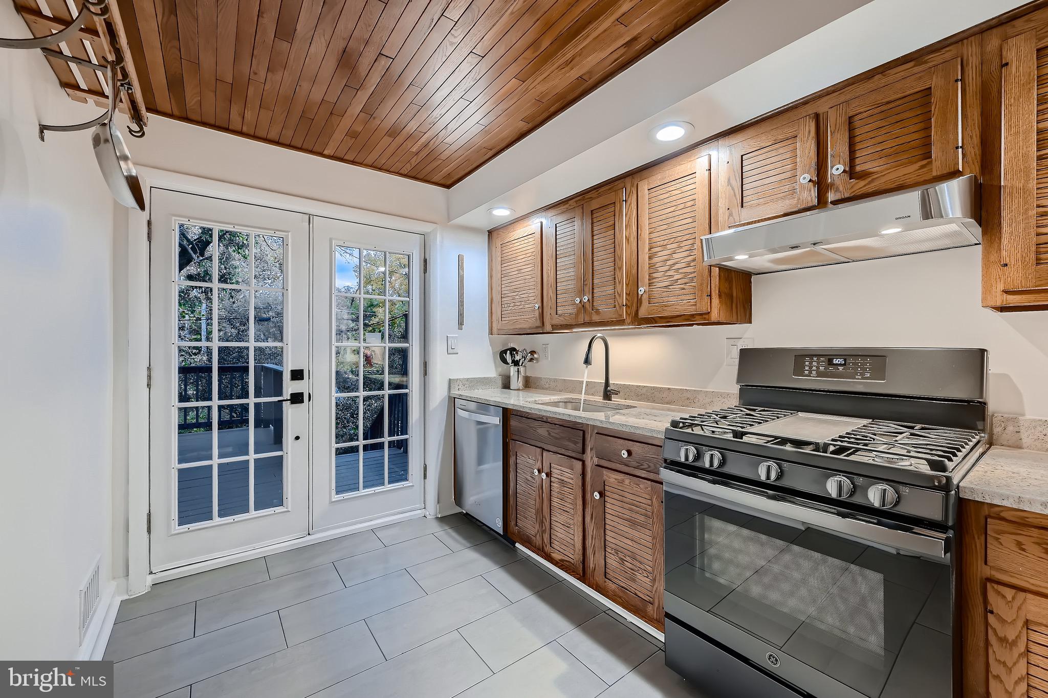 STONERIDGE - Residential