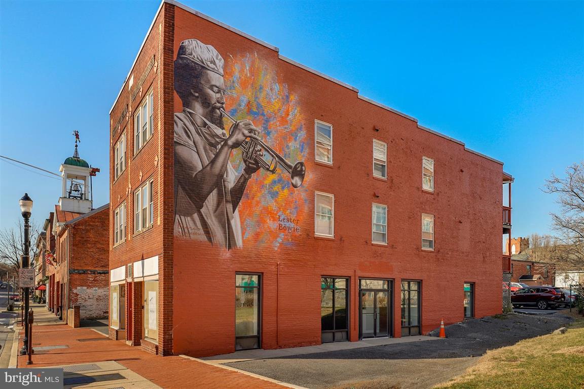 DOWNTOWN FREDERICK - Residential