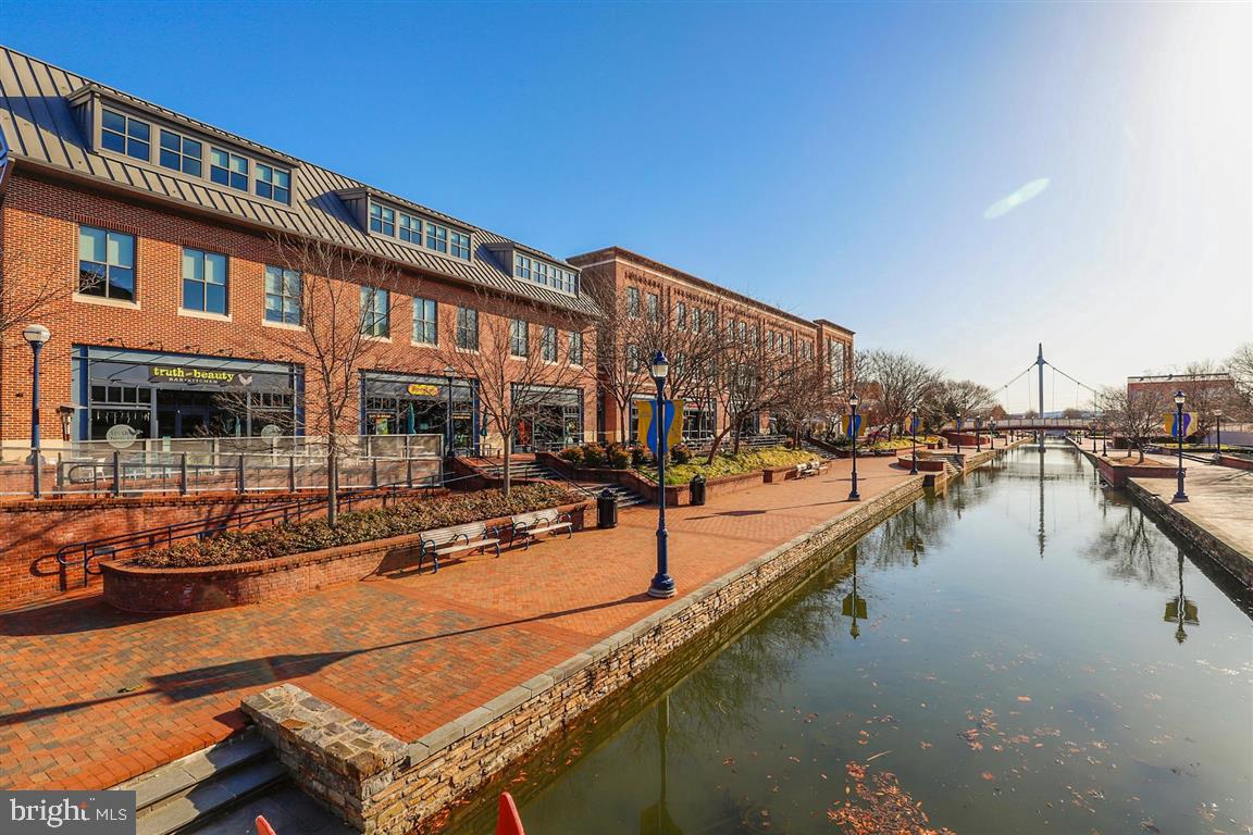 DOWNTOWN FREDERICK - Residential