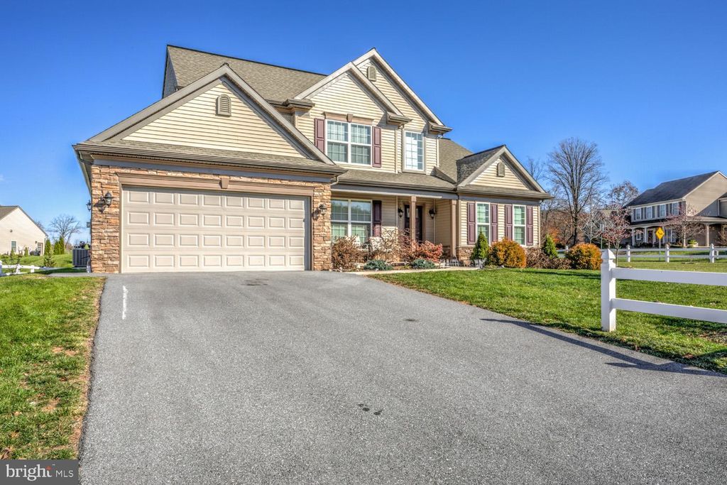 Photo of 1 Nathan Drive, Stevens, PA 17578 (MLS # PALA2045262)