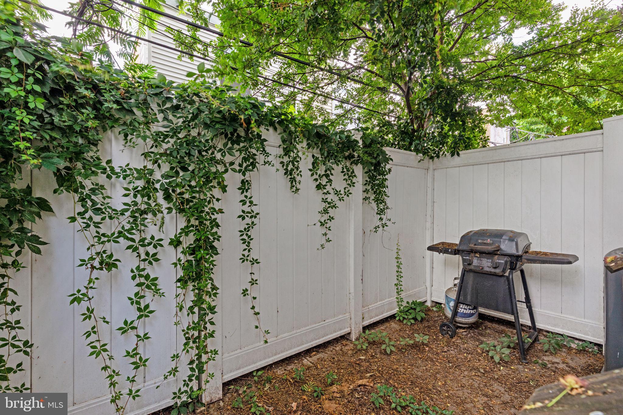 PENNSPORT - Residential Lease