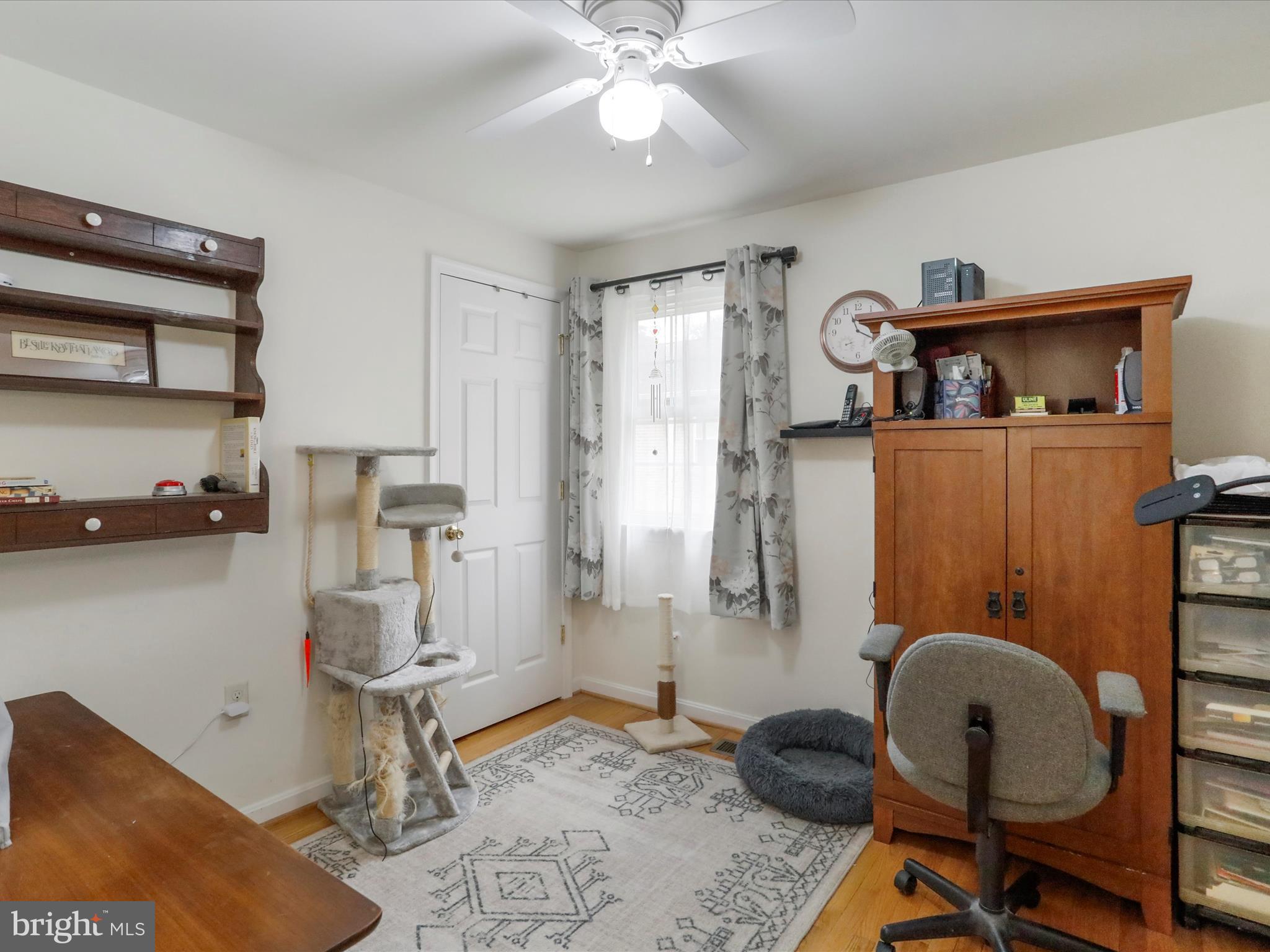 HALFWAY - Residential