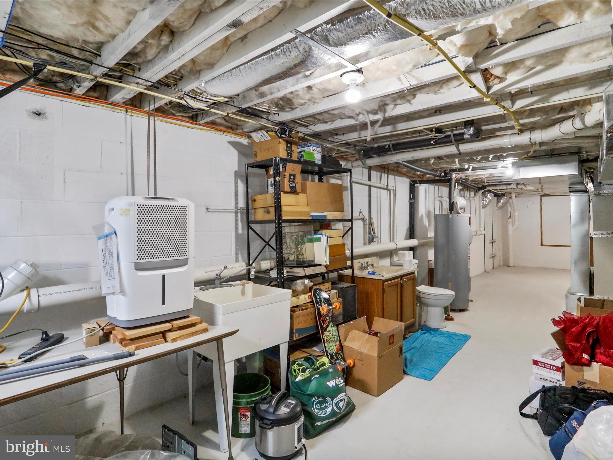 HALFWAY - Residential