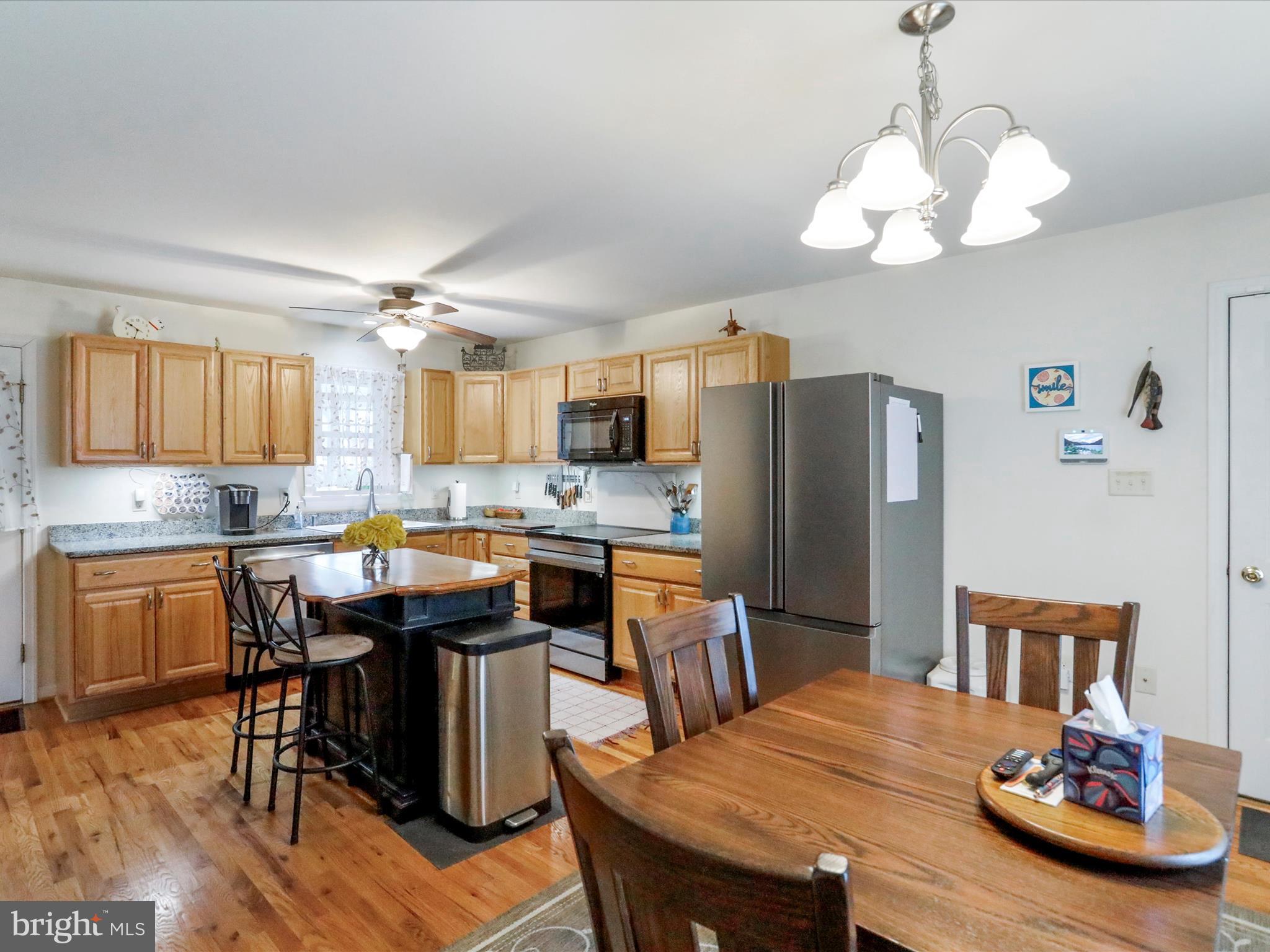 HALFWAY - Residential