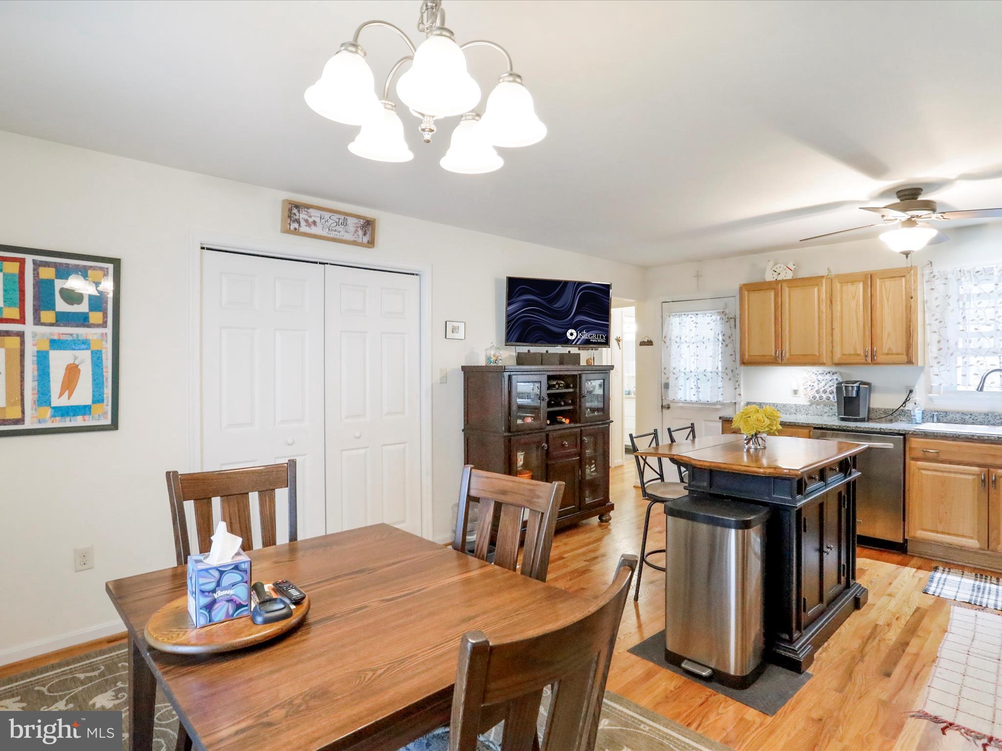 HALFWAY - Residential