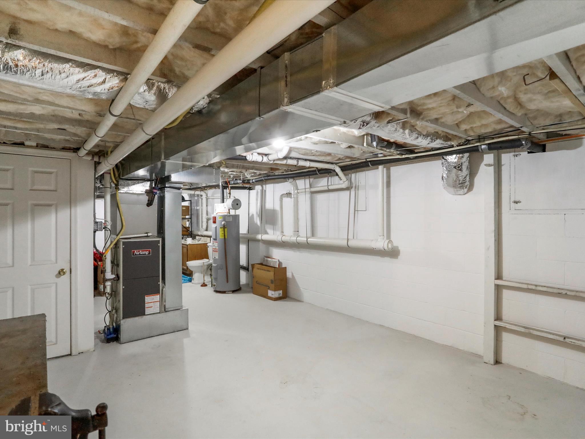 HALFWAY - Residential