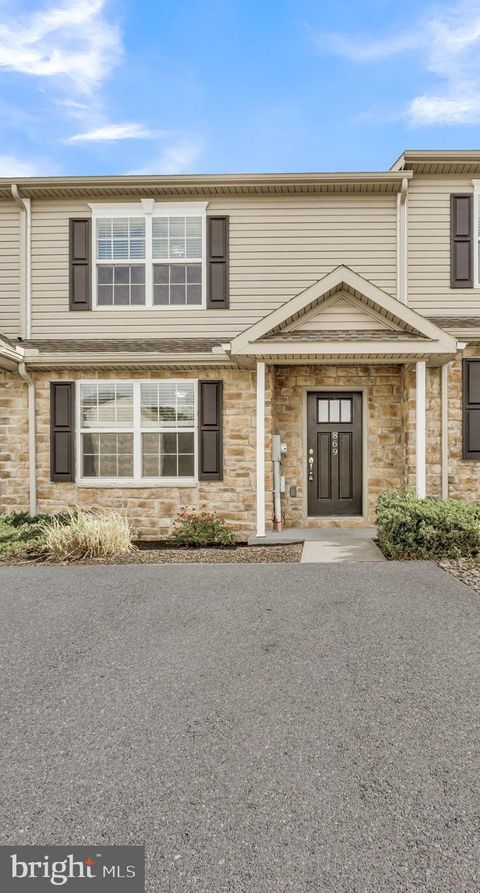 869 GREGS DRIVE HARRISBURG PA 17111