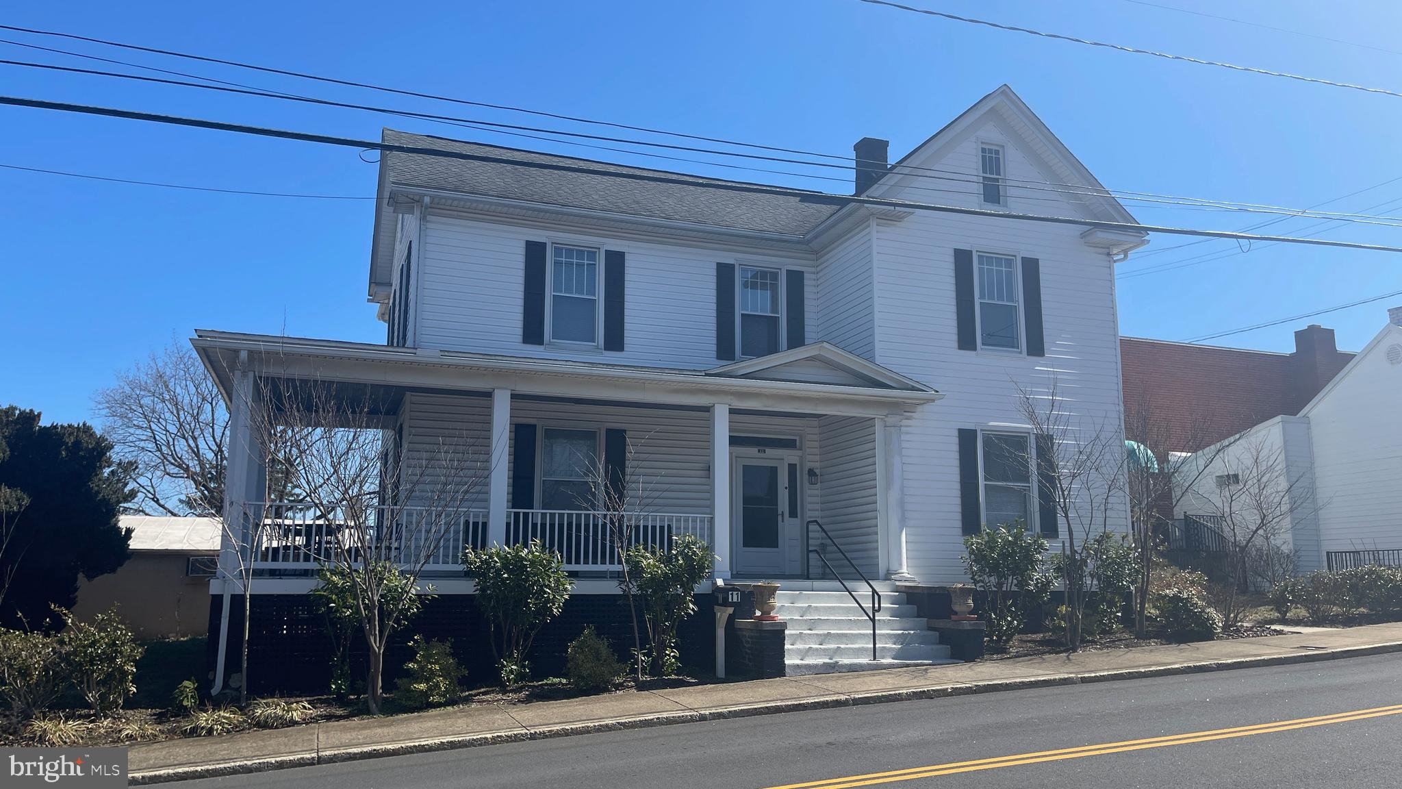 11 S COURT STREET