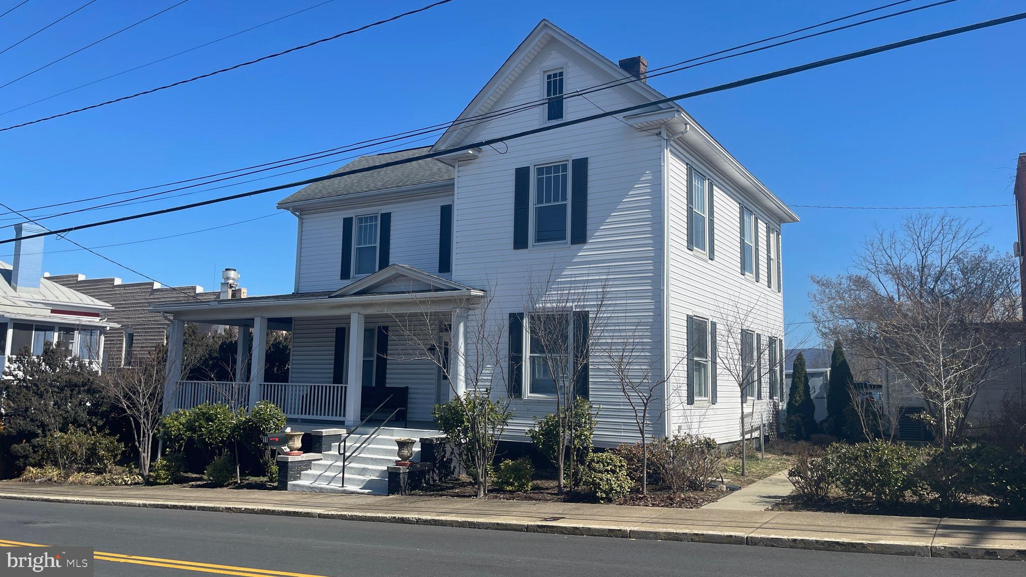 11 S COURT STREET