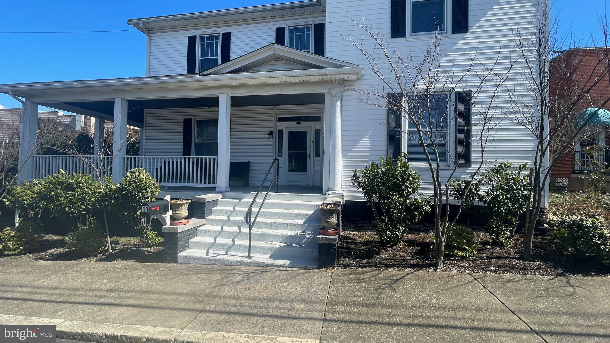 11 S COURT STREET