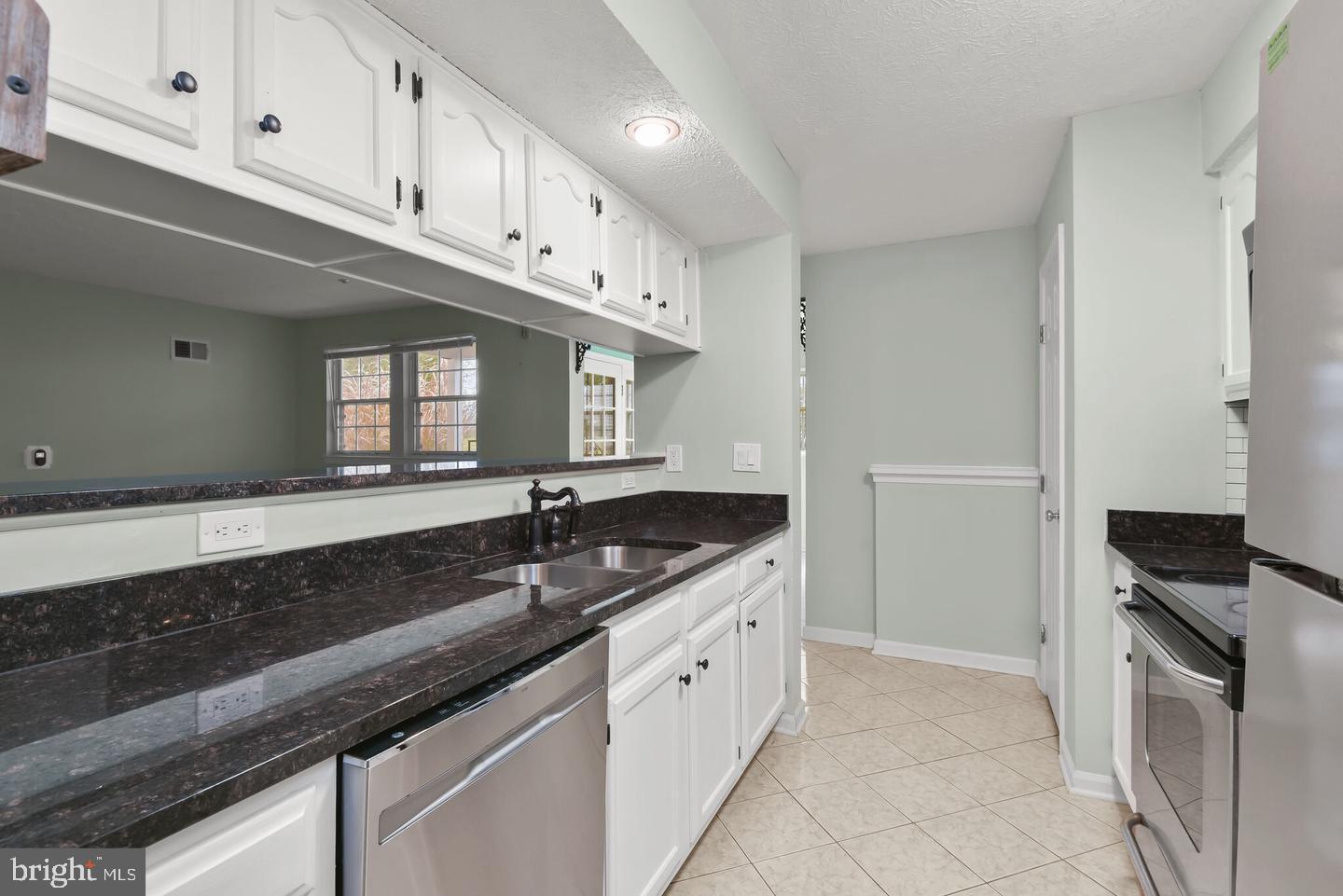 6205 SANDPIPER COURT 201