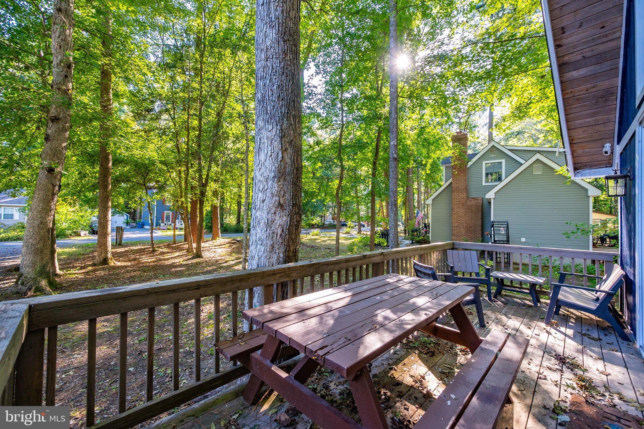 75 CRESTHAVEN DRIVE