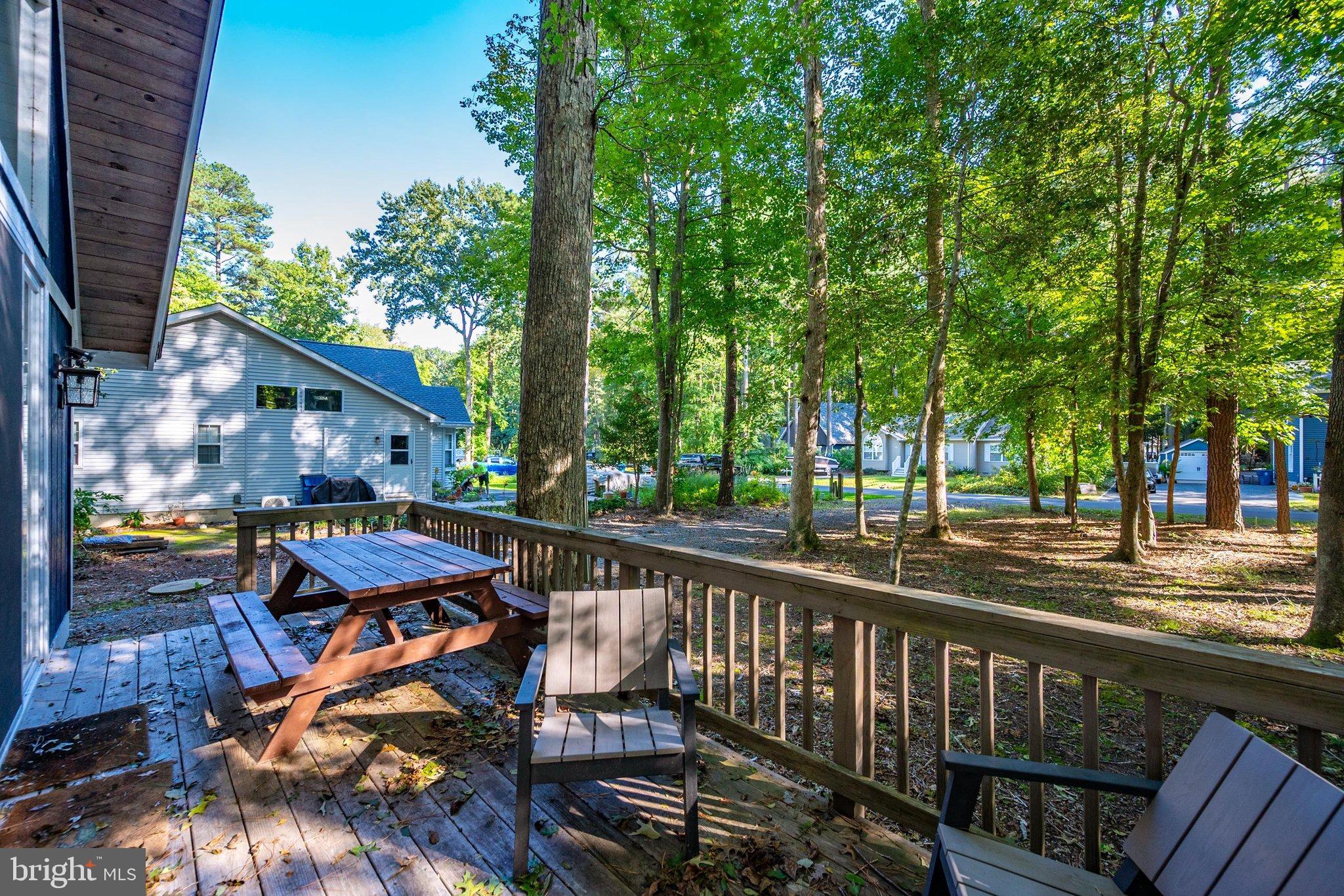 75 CRESTHAVEN DRIVE