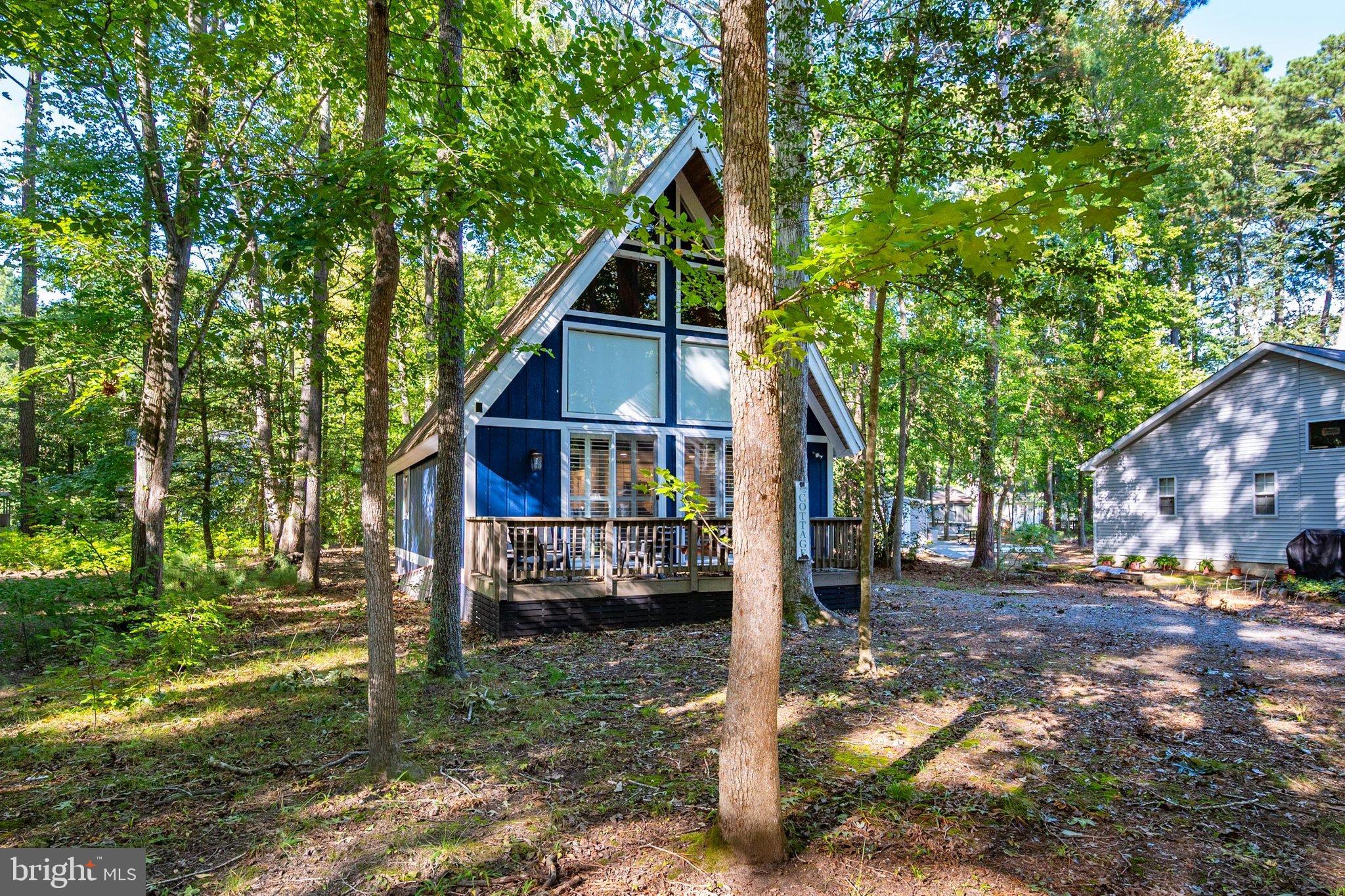 75 CRESTHAVEN DRIVE