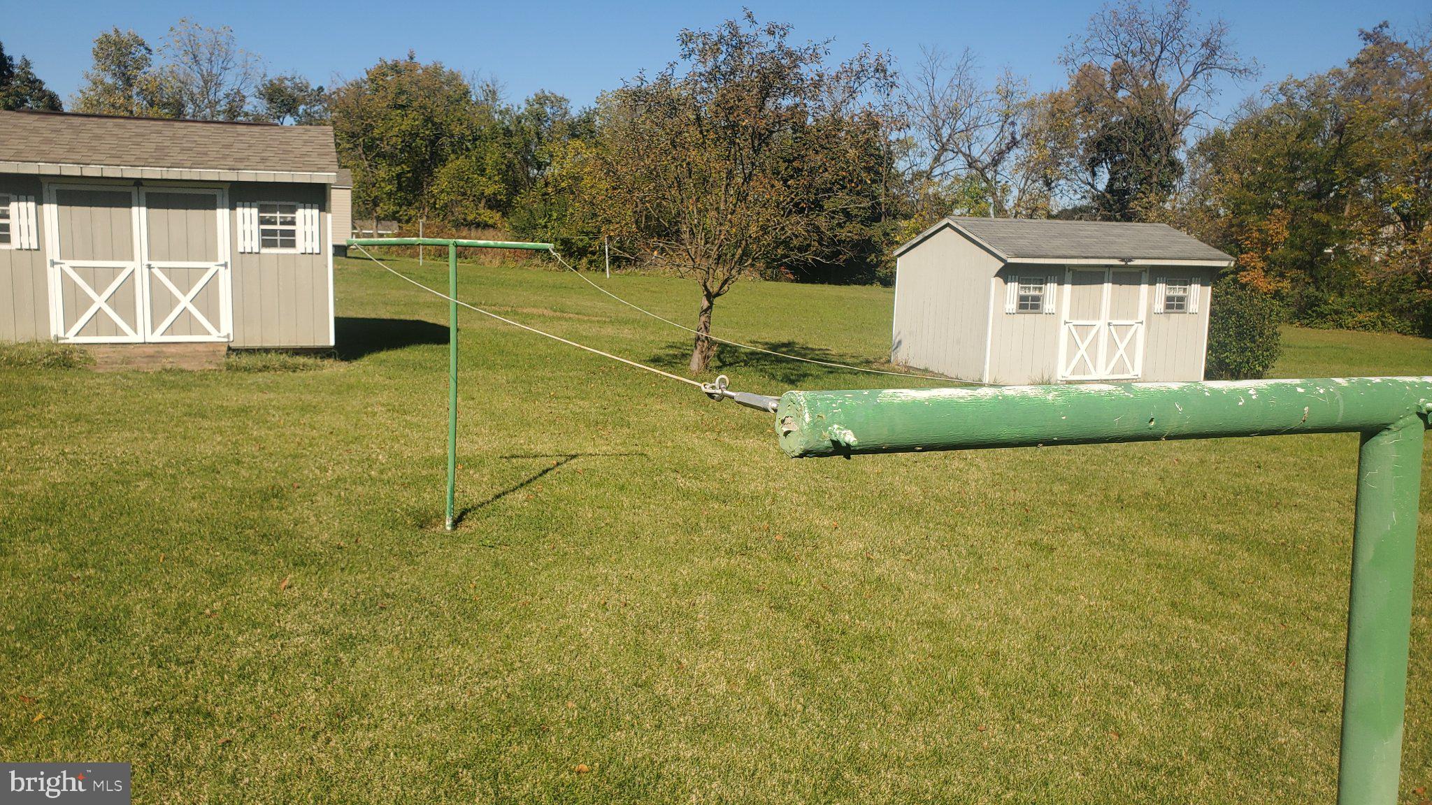 3298 SHAWNEE DRIVE