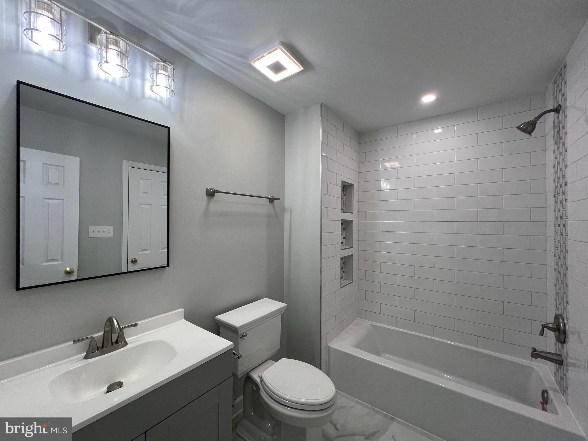 WESTRIDGE - Residential Lease