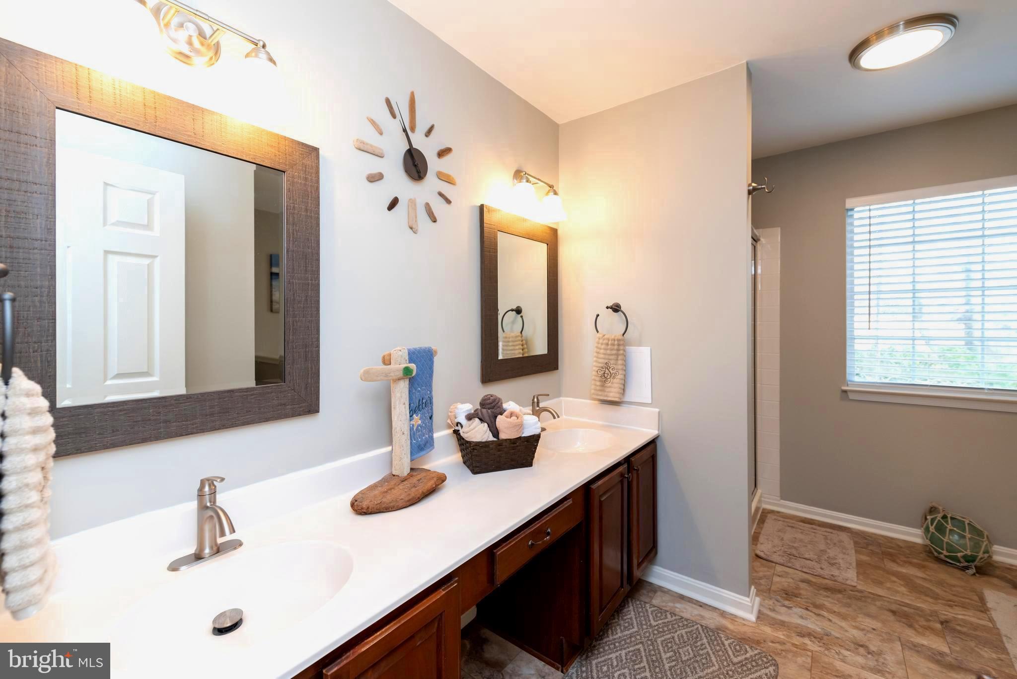 THE MANORS OF PARK RIDGE - Residential