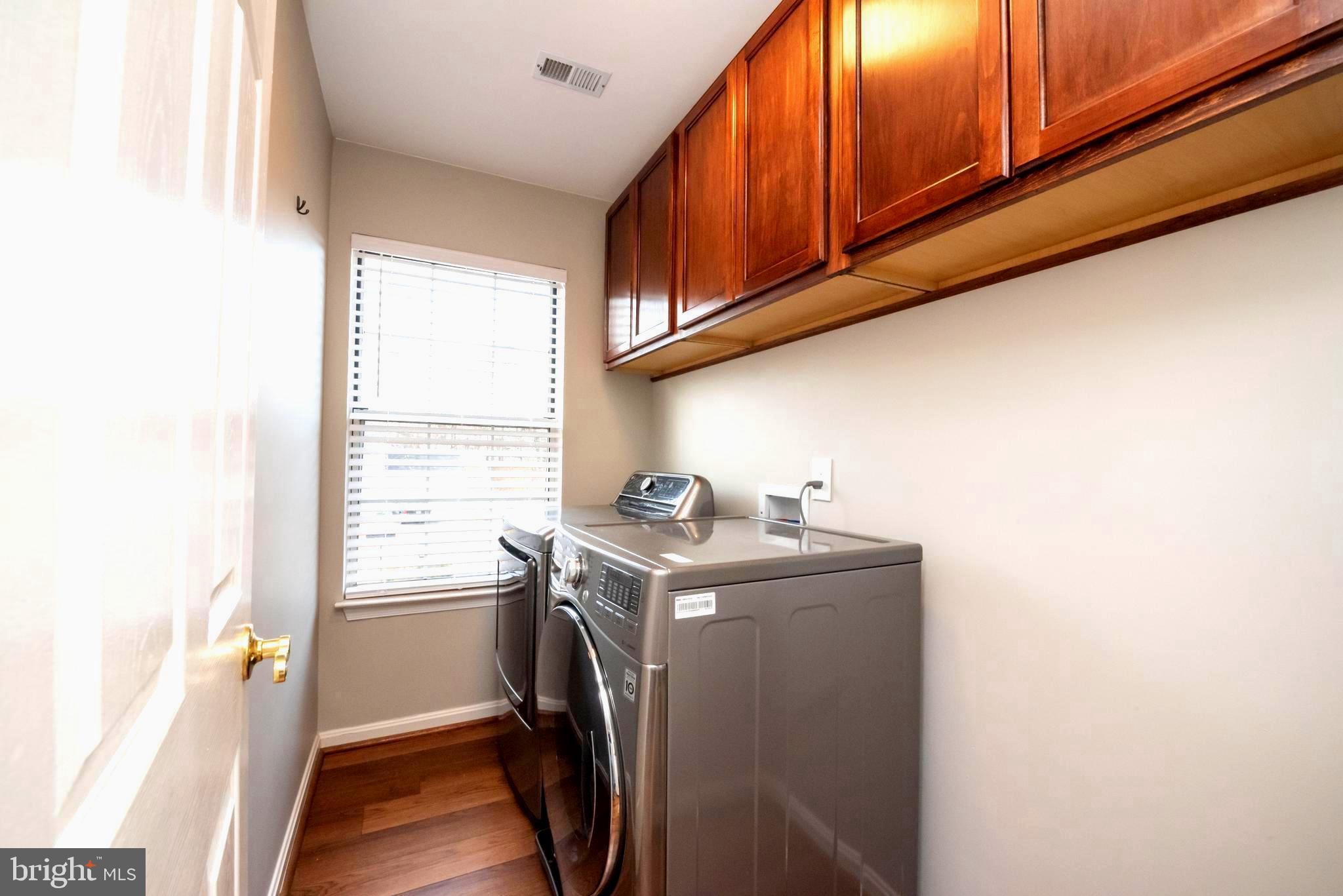 THE MANORS OF PARK RIDGE - Residential