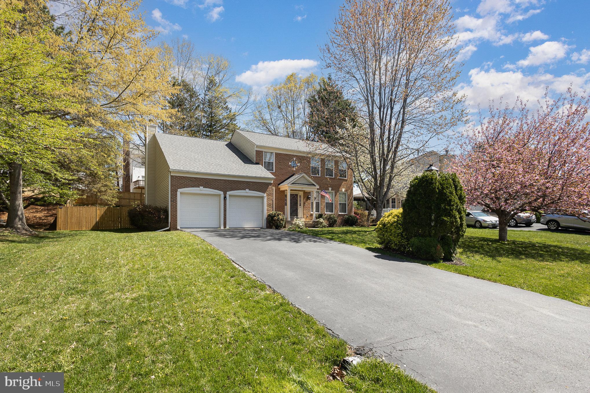 THE MANORS OF PARK RIDGE - Residential