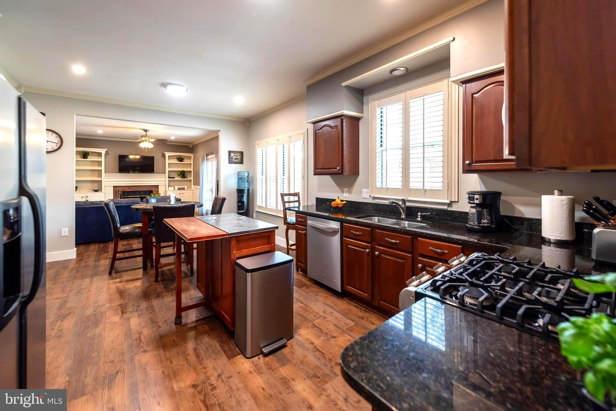 THE MANORS OF PARK RIDGE - Residential