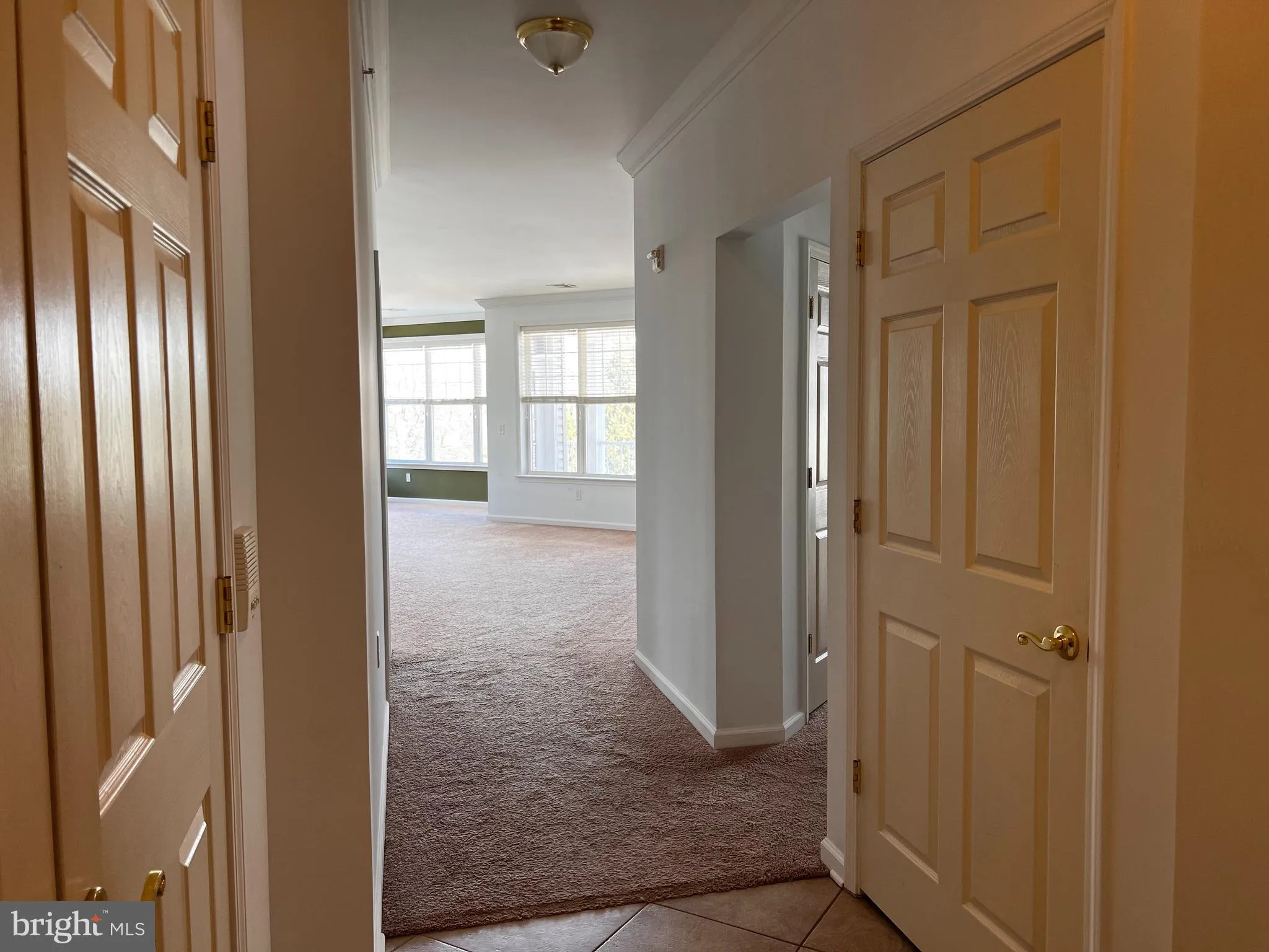 Ewing, New Jersey 08618, United States, 2 Bedrooms Bedrooms, ,2 BathroomsBathrooms,Residential,Active,35241